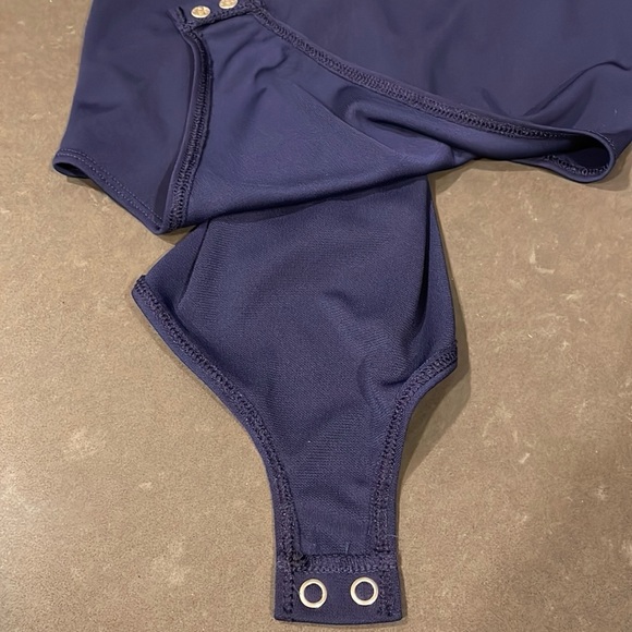 Express Cut Out Bodysuit with Mesh Medium NWT - Picture 6 of 10